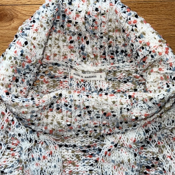 Anthropologie moon & madison knit sweater - Picture 3 of 6